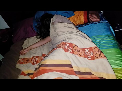 ❤️ Fiul vitreg care își ceartă tânăra mamă vitregă în timp ce ea doarme. at us ro.onlyindianpornx.ru ❌